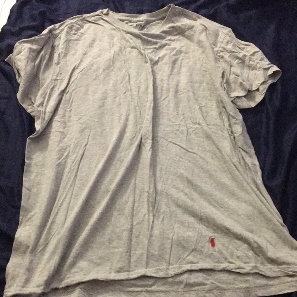 Light gray men’s polo Ralph Lauren t shirt